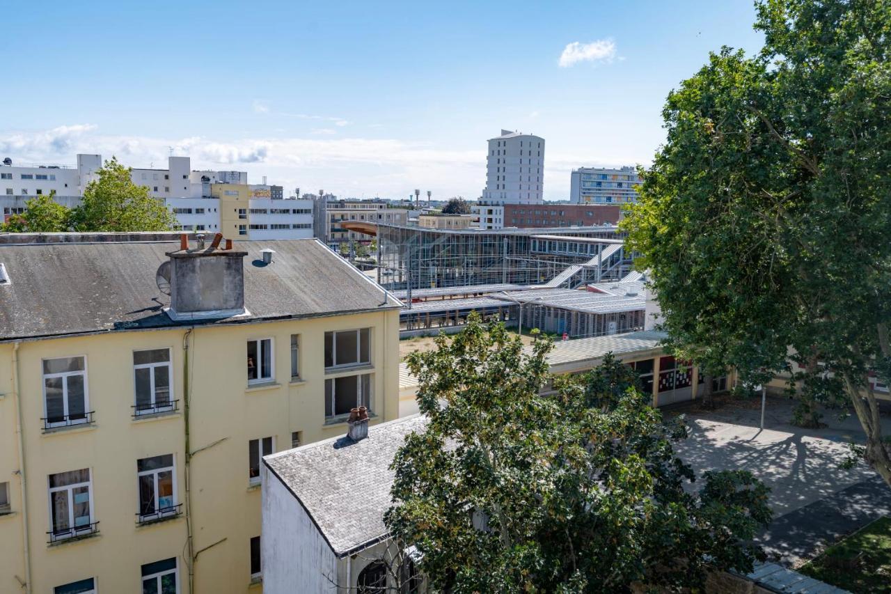 Le Poulorio 12 - T2 - Proche Gare - Dernier Etage By Locly Appartement Lorient Buitenkant foto