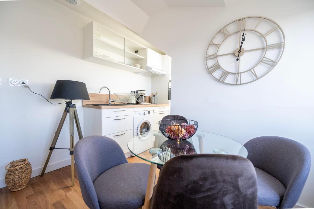 Le Poulorio 12 - T2 - Proche Gare - Dernier Etage By Locly Appartement Lorient Buitenkant foto